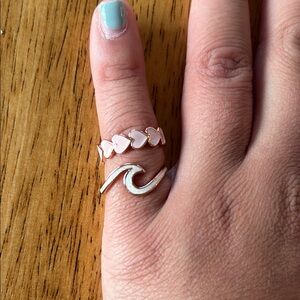 Pura Vida Heart size 5  and Wave size 6 rose gold  Ring Set